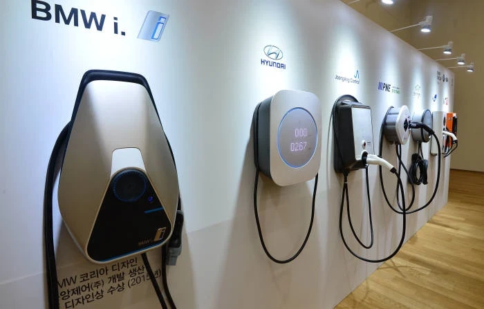 7kW 11kW 완속충전기 제품 비교