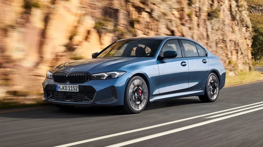 BMW 320i 전측면 외관, 준중형 세단